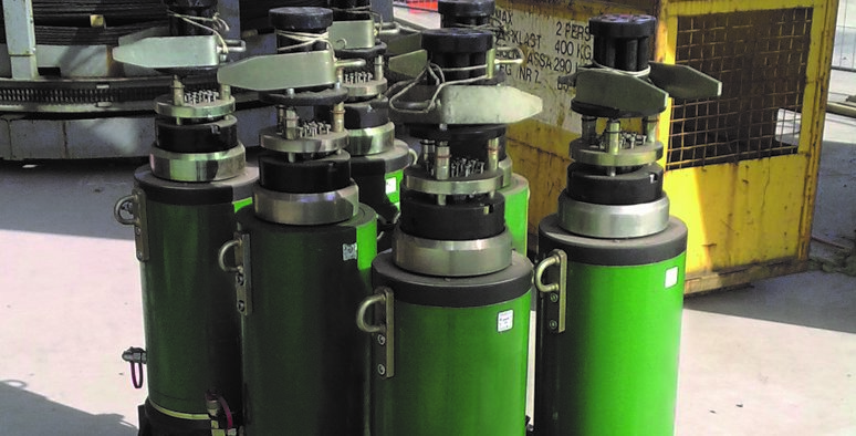 Department of Hydraulic Vertical Lifting System and Transport